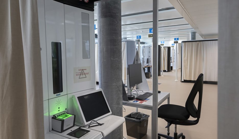 Capacités doublées grâce à  un nouveau centre de biométrie