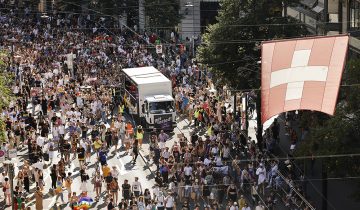 Les lesbiennes invisibilisées à la Pride