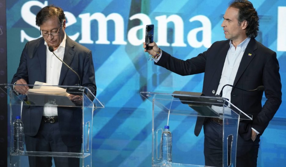 La campagne se durcit contre Petro