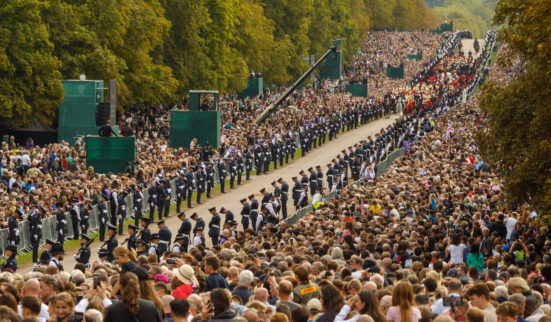 La reine repose pour l'éternité