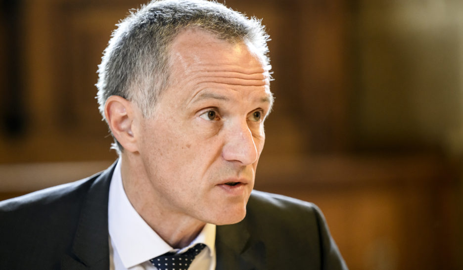 Neuchâtel retombe dans le rouge