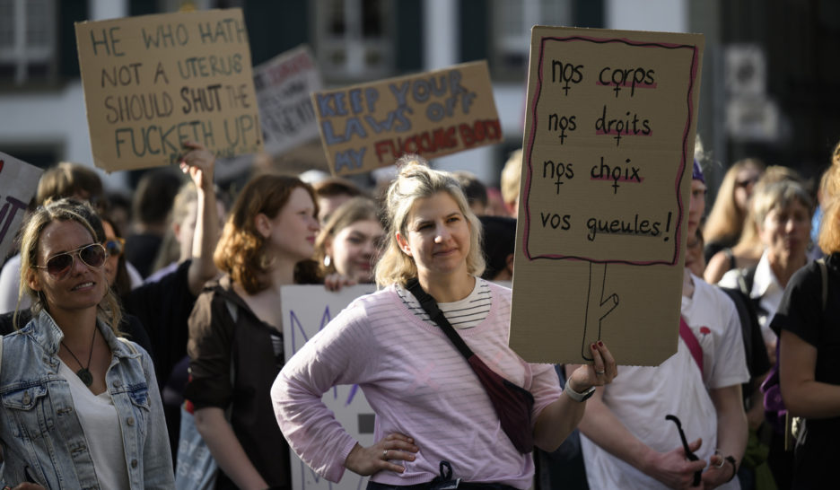 Soustraire l’avortement au silence