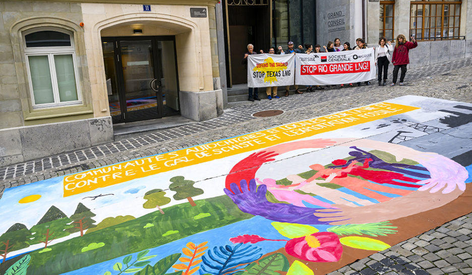 Lausanne: une fresque contre le gaz de schiste
