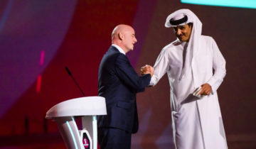 Mondial au Qatar: faire payer la FIFA