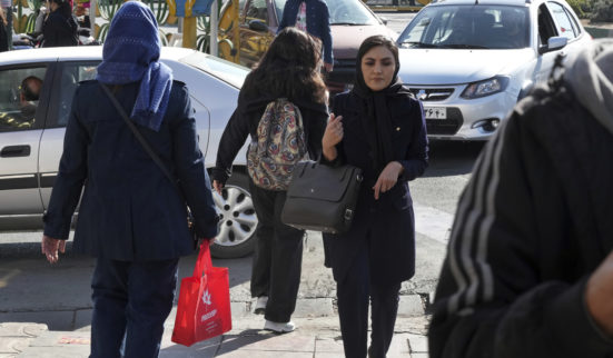 Le régime fait un geste envers les manifestant·es