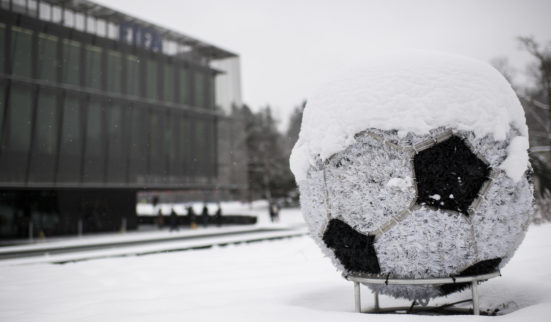 Après le foot business, le foot bancaire