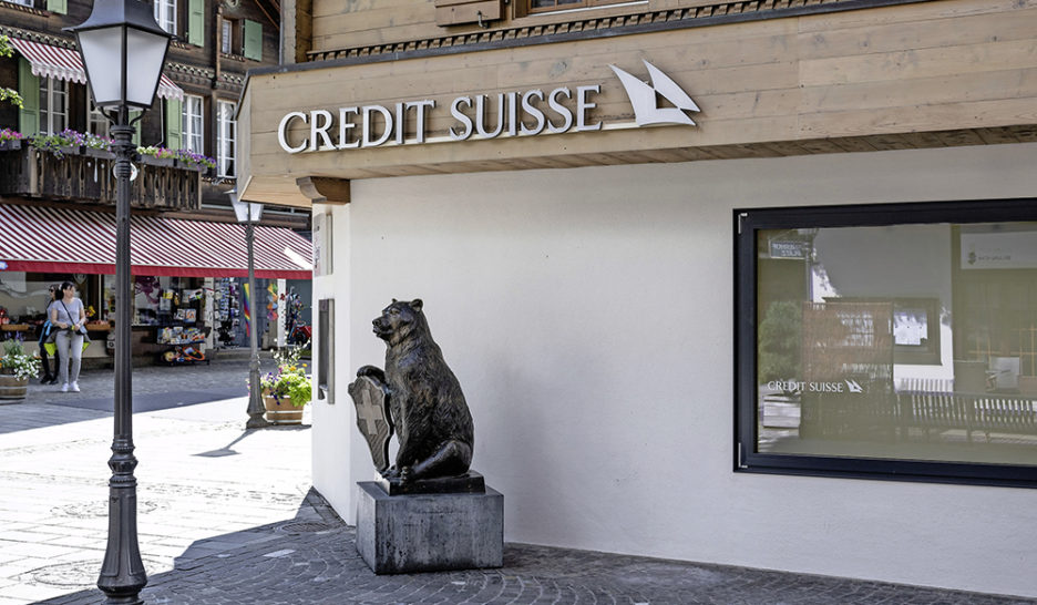 Deux banques, deux destins opposés