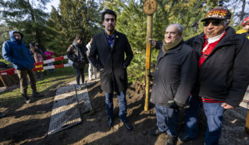 Un Arbre de la paix offert à la Ville de Genève