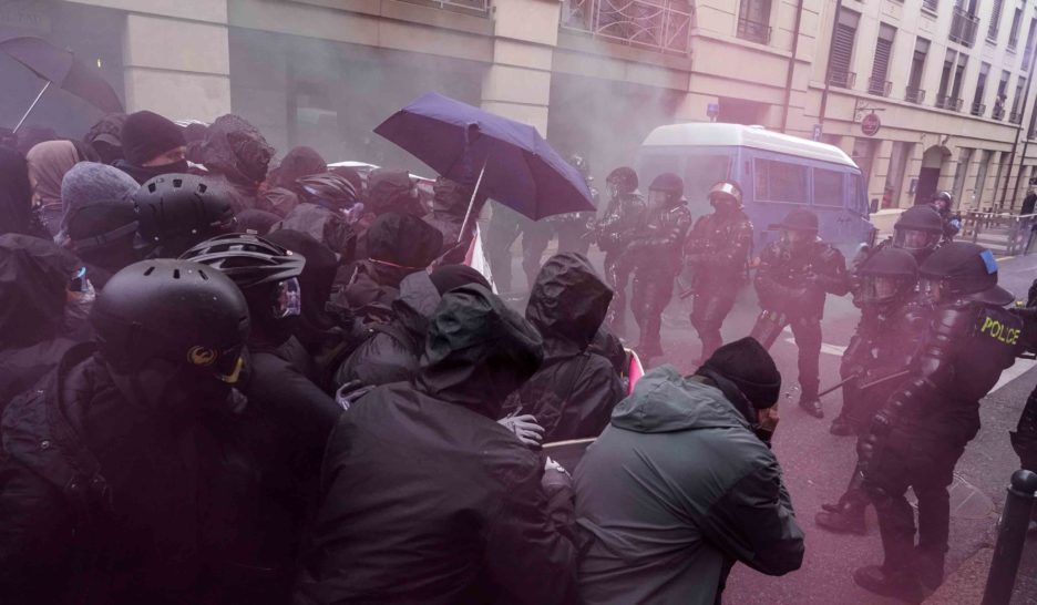 Manifestation contre l’UDC stoppée net