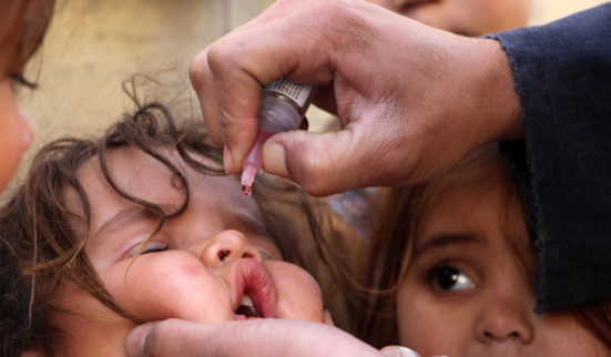 La vaccination minée par les antivax