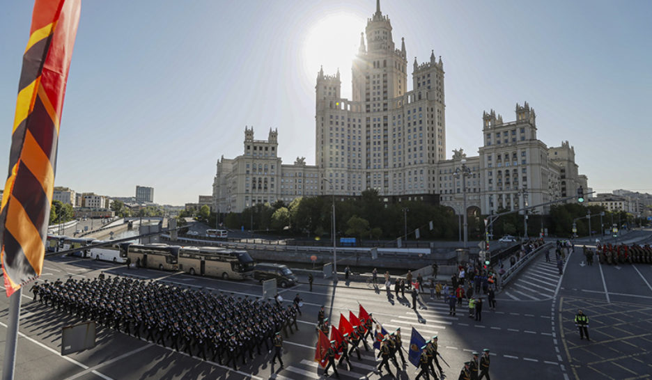 Poutine promet la «victoire», Washington une aide à Kiev