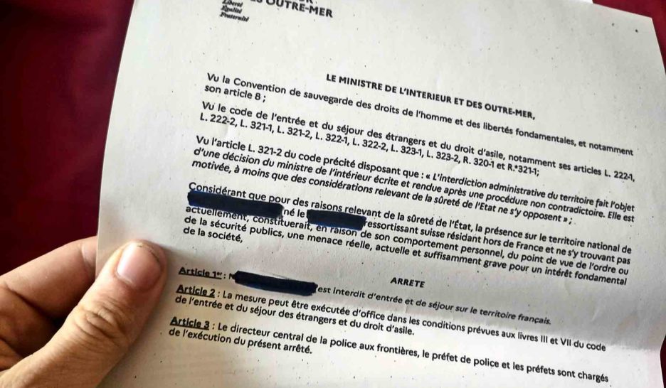 Traité en terroriste