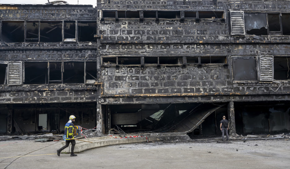 Le feu, puis la solidarité