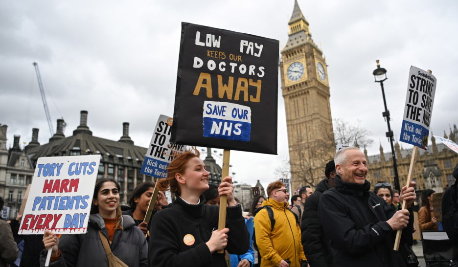 Le NHS en mode survie pour ses 75 ans