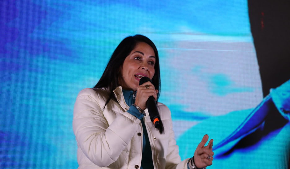 La candidate de gauche en tête