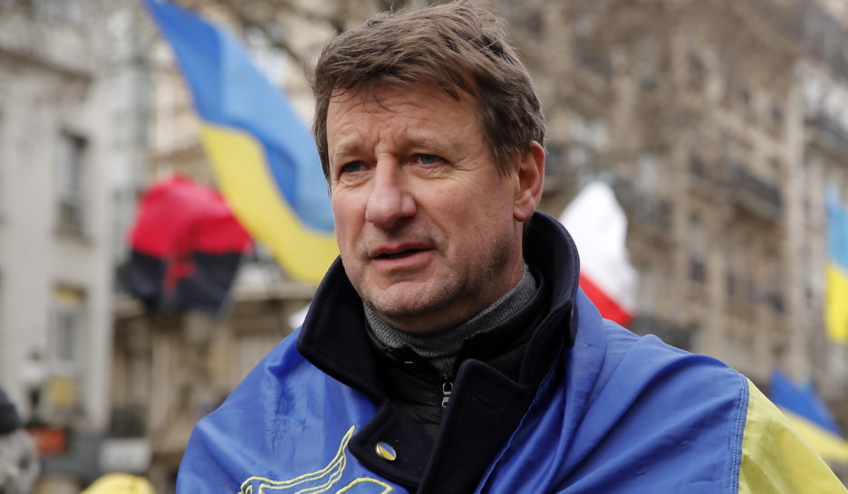 Sénatoriales: revers macroniste et retour du RN