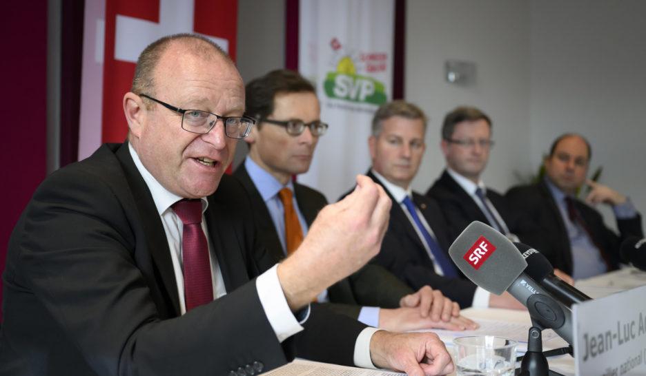 Sermonnée, l’UDC contre-attaque