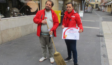 Du travail balayé sous le tapis?