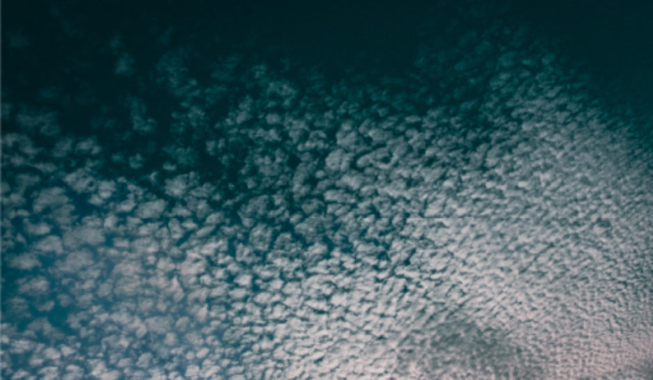 Levez les yeux et regardez les nuages