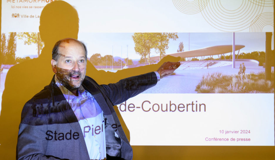 Stade de Coubertin: la Municipalité doit revoir sa copie