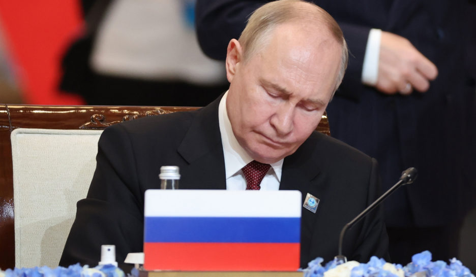 Le Kremlin à la manœuvre