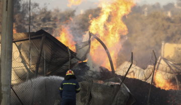 Incendie près d'Athènes: renforts européens attendus