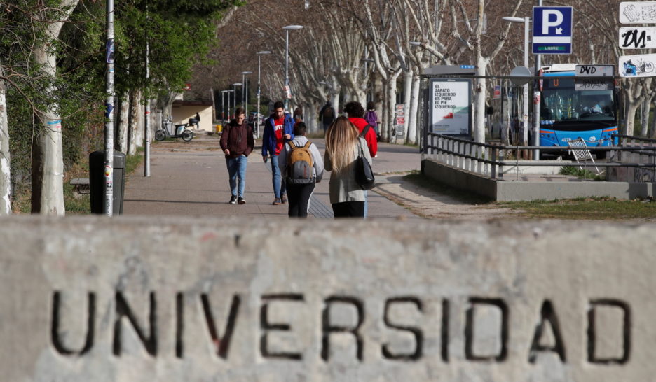 La guerre aux universités