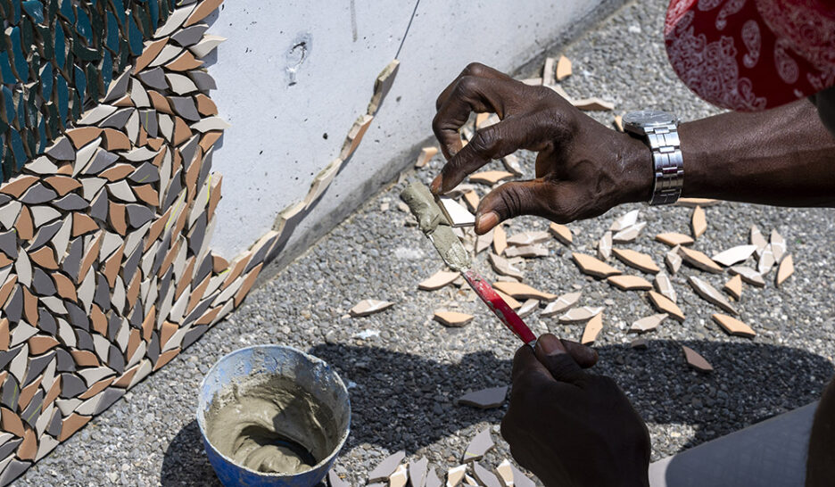Un travail minutieux. THIERRY PORCHET