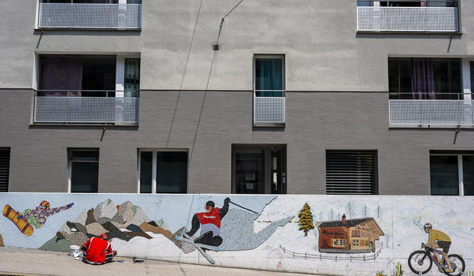 Située à Lausanne, cette fresque représente les 4 saisons. THIERRY PORCHET