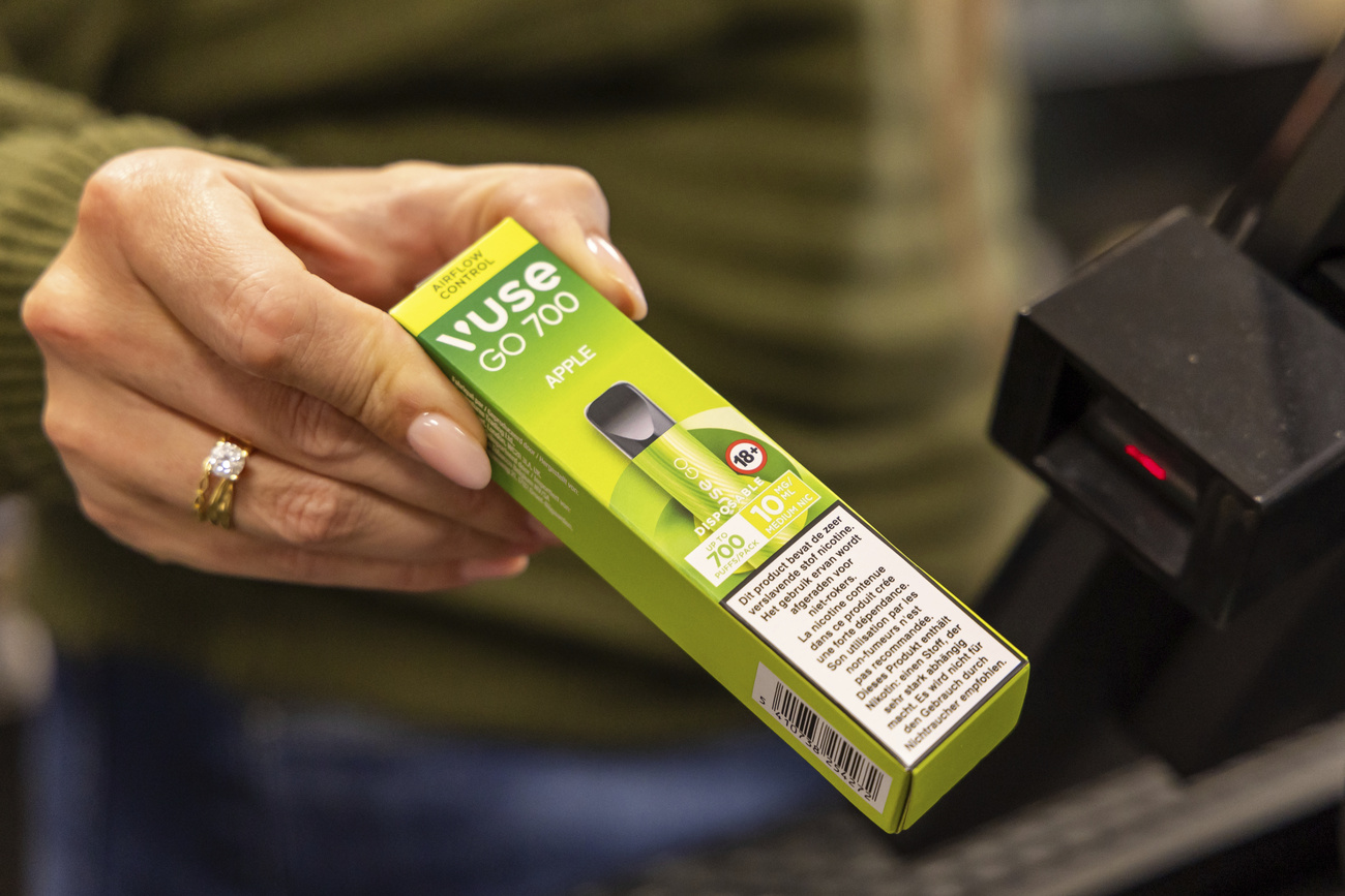 Interdiction de vente des puffs: l'Etat peut sanctionner - Le Courrier
